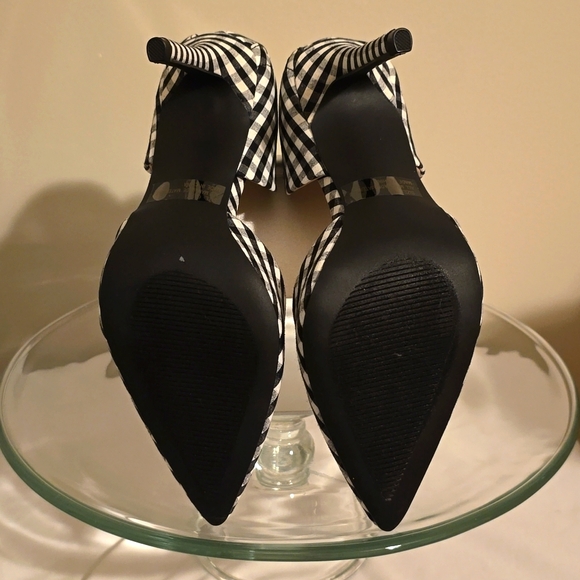 Alessa Black and White Gingham D'Orsay Women's Size 6 1/2 Pumps - Picture 8 of 9